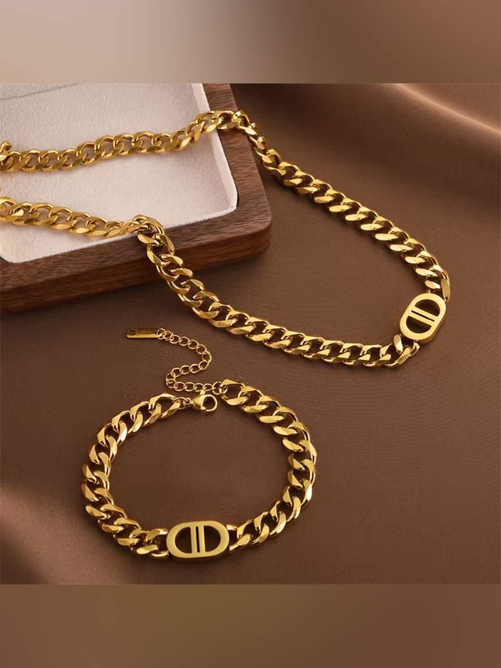 SOLD Stainless Steel Luxury Designer Gold Chain Bracelet & Necklace Set - Picture 5 of 16